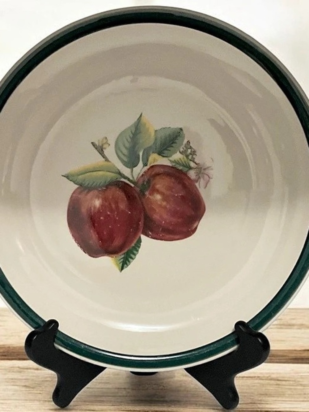 Vintage Casuals by China Pearl 10” Dinner Plate Green Rim Apple Design